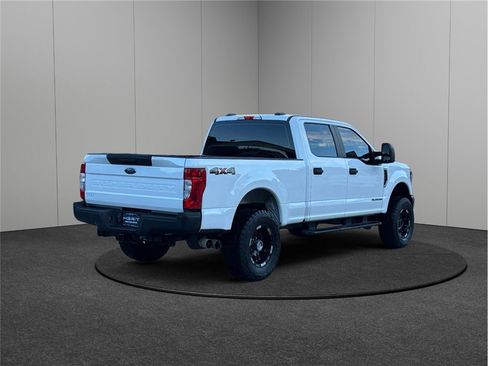 Used 2021 Ford F250 XL w/ Power Equipment Group image 9