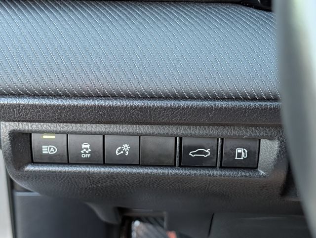 Used 2025 Toyota Camry SE FWD image 23