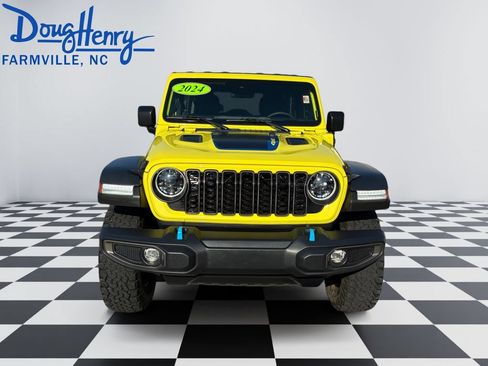Used 2024 Jeep Wrangler Unlimited Rubicon 4xe AWD/4WD image 8