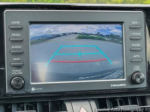 Used 2022 Toyota RAV4 XLE FWD image 18