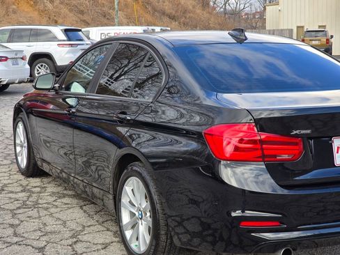 Used 2018 BMW 320i xDrive Sedan w/ Convenience Package image 51