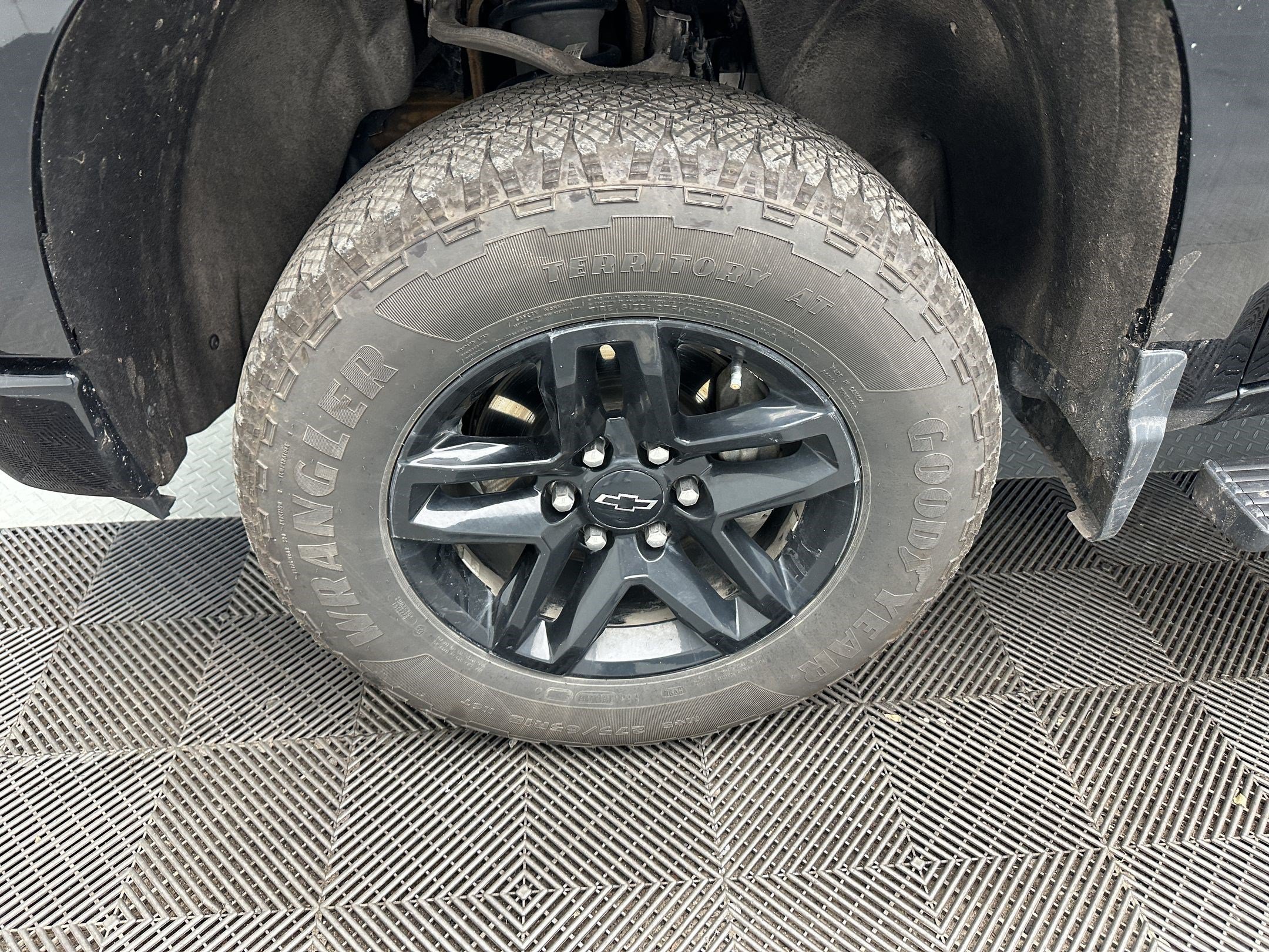 Certified 2024 Chevrolet Silverado 1500 Custom Trail Boss AWD/4WD image 13