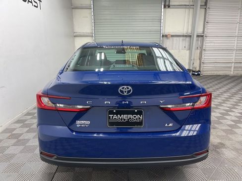 Used 2025 Toyota Camry LE FWD image 10
