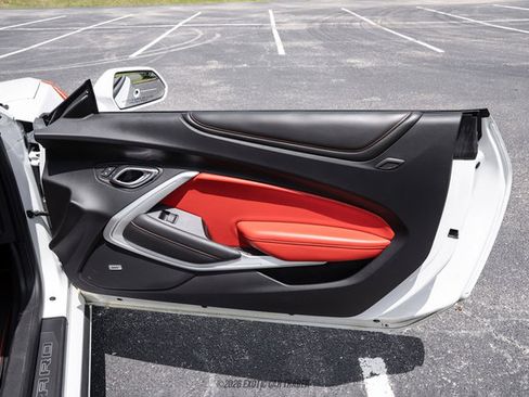 Used 2017 Chevrolet Camaro SS RWD image 65