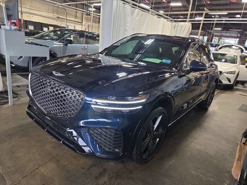 Used 2022 Genesis GV70 3.5T Sport w/ Sport Prestige Package AWD/4WD image 1