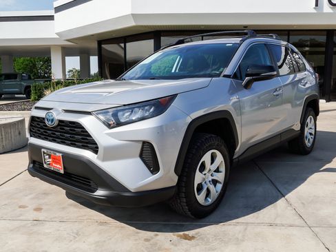 Used 2020 Toyota RAV4 LE w/ All Weather Liner Package AWD/4WD image 4