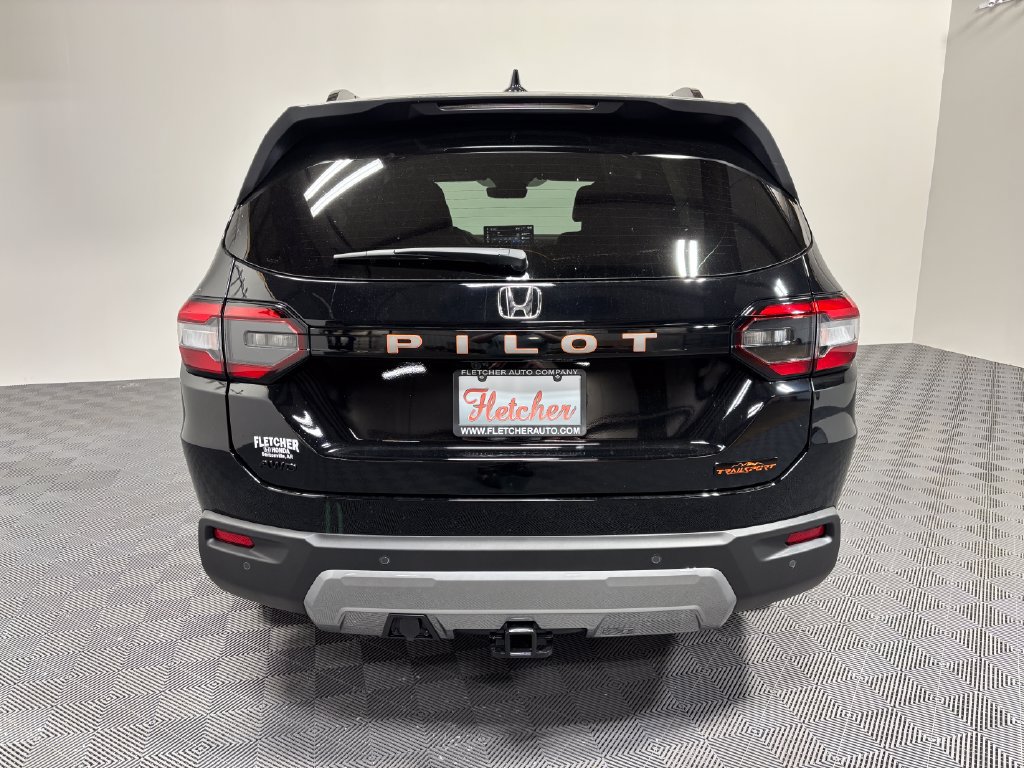 New 2026 Honda Pilot TrailSport image 5