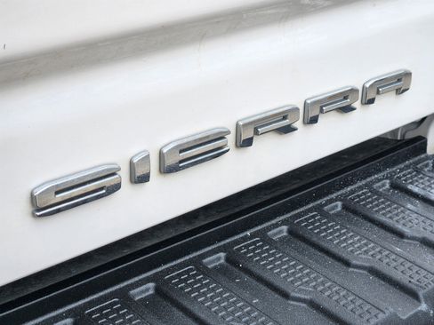 Certified 2025 GMC Sierra 2500 Denali w/ Denali Reserve Package image 29