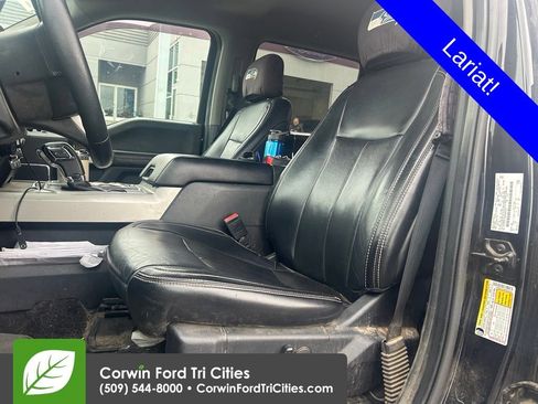 Used 2019 Ford F150 Lariat w/ Trailer Tow Package AWD/4WD image 9