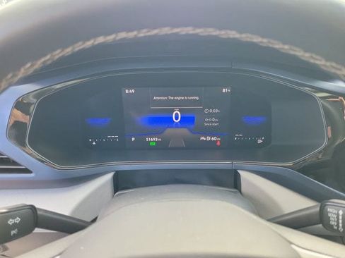 Certified 2023 Volkswagen Taos SE w/ Panoramic Sunroof Package FWD image 22