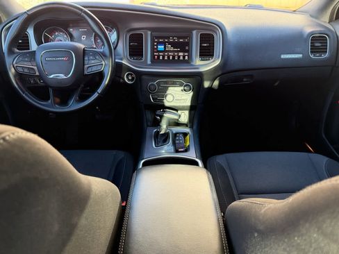Used 2022 Dodge Charger SXT image 15