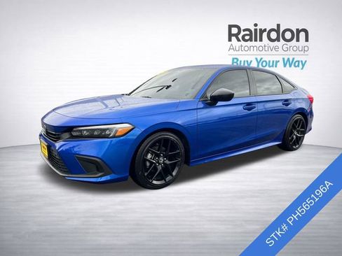 Used 2023 Honda Civic Sport image 3