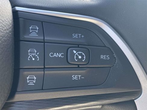 New 2025 Jeep Grand Cherokee Laredo image 25