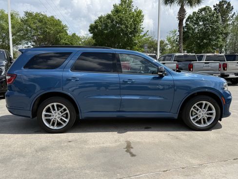 Used 2025 Dodge Durango GT image 3