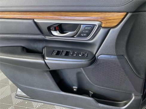 Used 2022 Honda CR-V Touring image 23