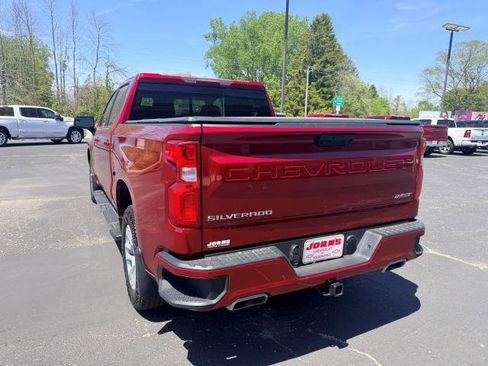 Used 2023 Chevrolet Silverado 1500 RST w/ Convenience Package II AWD/4WD image 4