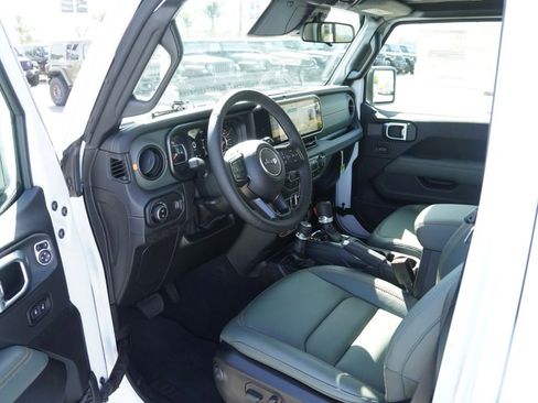 New 2026 Jeep Gladiator Mojave image 17