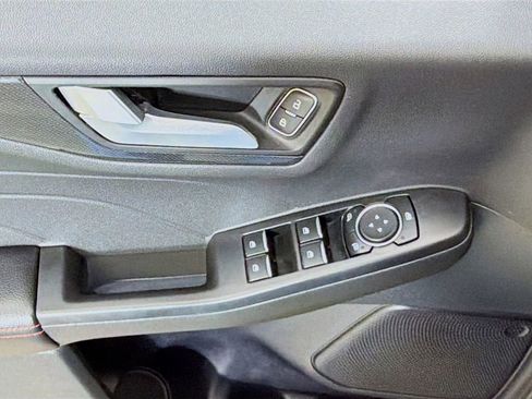 Used 2023 Ford Escape ST-Line w/ Tech Pack #1 AWD/4WD image 28