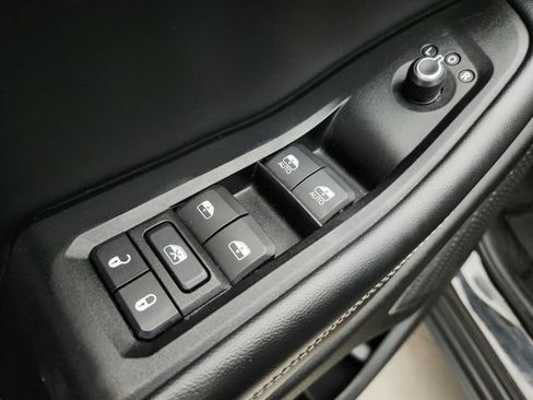 Used 2022 Jeep Grand Cherokee L Laredo AWD/4WD image 20