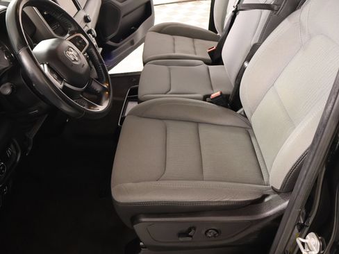 Used 2020 RAM 1500 Big Horn RWD image 10