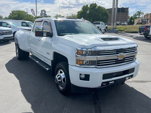Used 2017 Chevrolet Silverado 3500 High Country w/ Duramax Plus Package AWD/4WD image 5