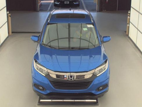 Used 2021 Honda HR-V EX image 2