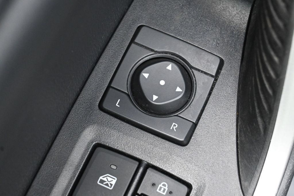 Used 2024 Toyota RAV4 XSE AWD/4WD image 12
