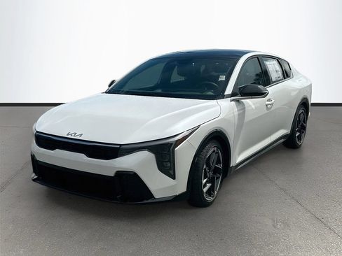 New 2026 Kia K4 GT-Line FWD image 3