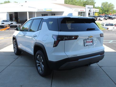 New 2026 Chevrolet Equinox LT FWD image 5
