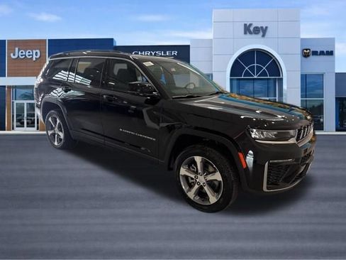 New 2026 Jeep Grand Cherokee L Limited AWD/4WD image 9