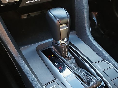 Used 2021 Honda Civic Sport Touring image 15