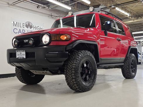 Used 2012 Toyota FJ Cruiser w/ Trail Teams Special Edition image 15