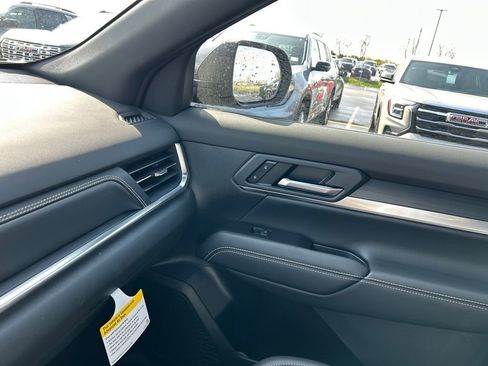 New 2026 GMC Terrain Elevation w/ Elevation Premium Package AWD/4WD image 27