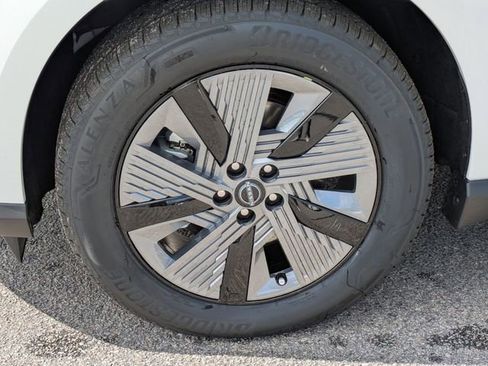 New 2025 Nissan Murano SL image 10