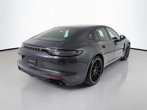 Used 2022 Porsche Panamera Platinum Edition image 24