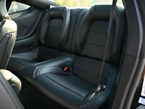 Used 2025 Ford Mustang GT Premium image 10