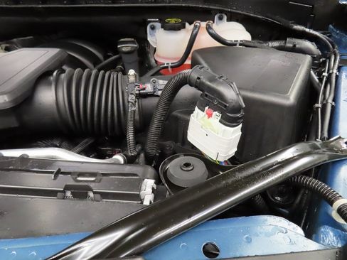 Used 2025 Chevrolet Tahoe High Country image 31