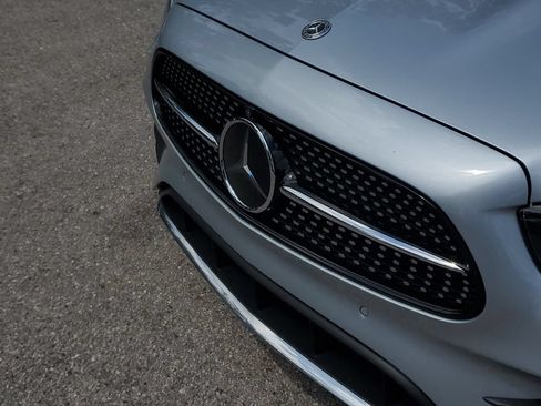 Used 2023 Mercedes-Benz E 350 Sedan image 11