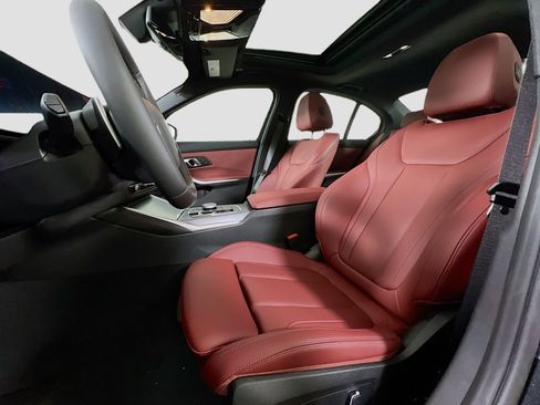 New 2025 BMW 330i xDrive Sedan w/ Convenience Package image 11