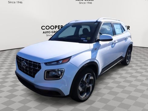 New 2026 Hyundai Venue SEL image 3