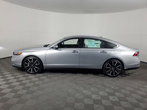 New 2025 Honda Accord Touring image 7