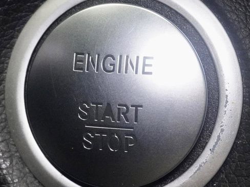 Used 2015 Mercedes-Benz CLA 250 image 34