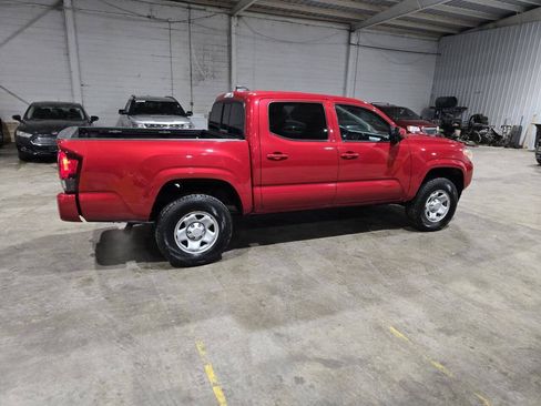 Used 2020 Toyota Tacoma SR AWD/4WD image 15