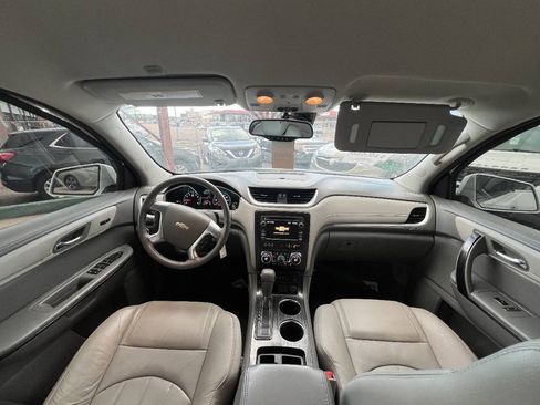 Used 2017 Chevrolet Traverse Premier AWD/4WD image 10