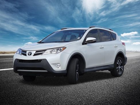Used 2015 Toyota RAV4 Limited w/ Technology Package FWD image 13