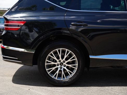 Used 2025 Genesis GV80 2.5T Standard AWD/4WD image 9