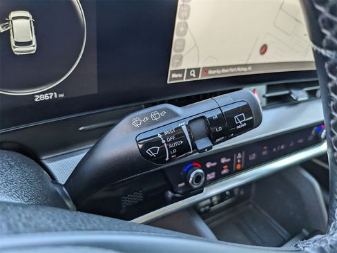 Certified 2023 Kia Sportage SX image 35