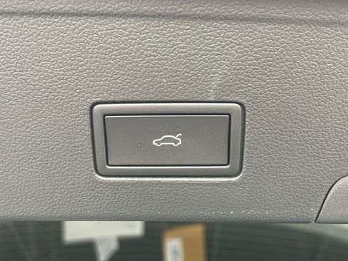 New 2025 Volkswagen Atlas Cross Sport SEL Premium R-Line image 32