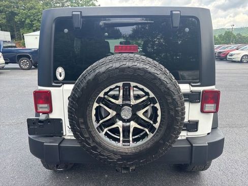 Used 2013 Jeep Wrangler Unlimited Sport AWD/4WD image 5