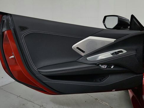 Used 2021 Chevrolet Corvette Stingray Preferred Cpe w/ Z51 Performance Package RWD image 16